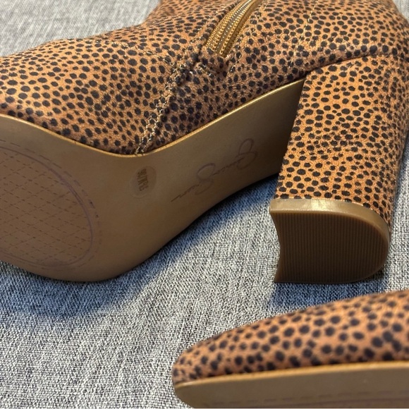 Jessica Simpson Hendria Faux Suede Pointed Toe Ankle Boots - Picture 7 of 8